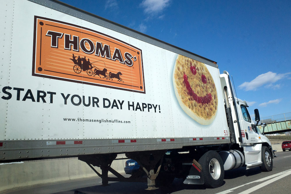 18-wheeler-advertising-nyc